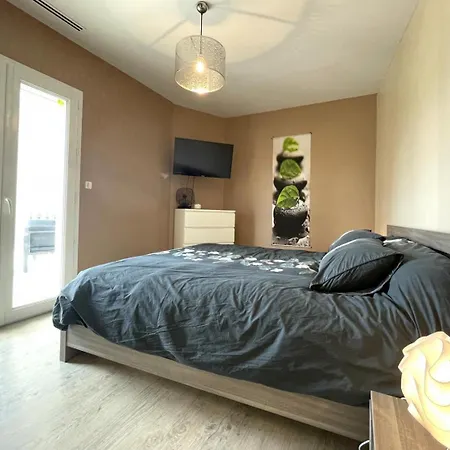 בית נופש Ando *