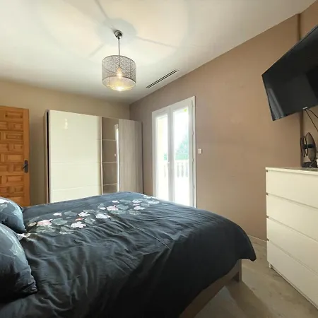 בית נופש Ando *