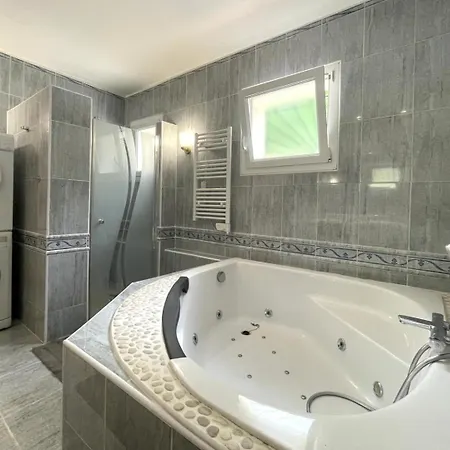 בית נופש Ando Espoey